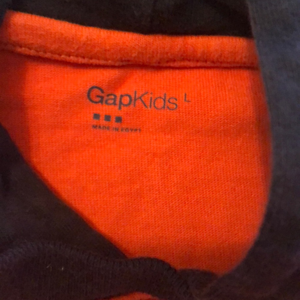 Gap pull over - Picture 3 of 5